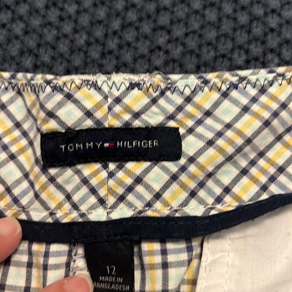 Tommy Hilfiger cuffed plaid shorts SZ 12 blue white yellow preppy summer spring - Picture 9 of 11